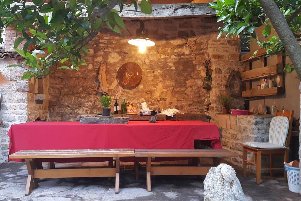 Holiday Home Fisherman'S Petrovac Екстер'єр фото